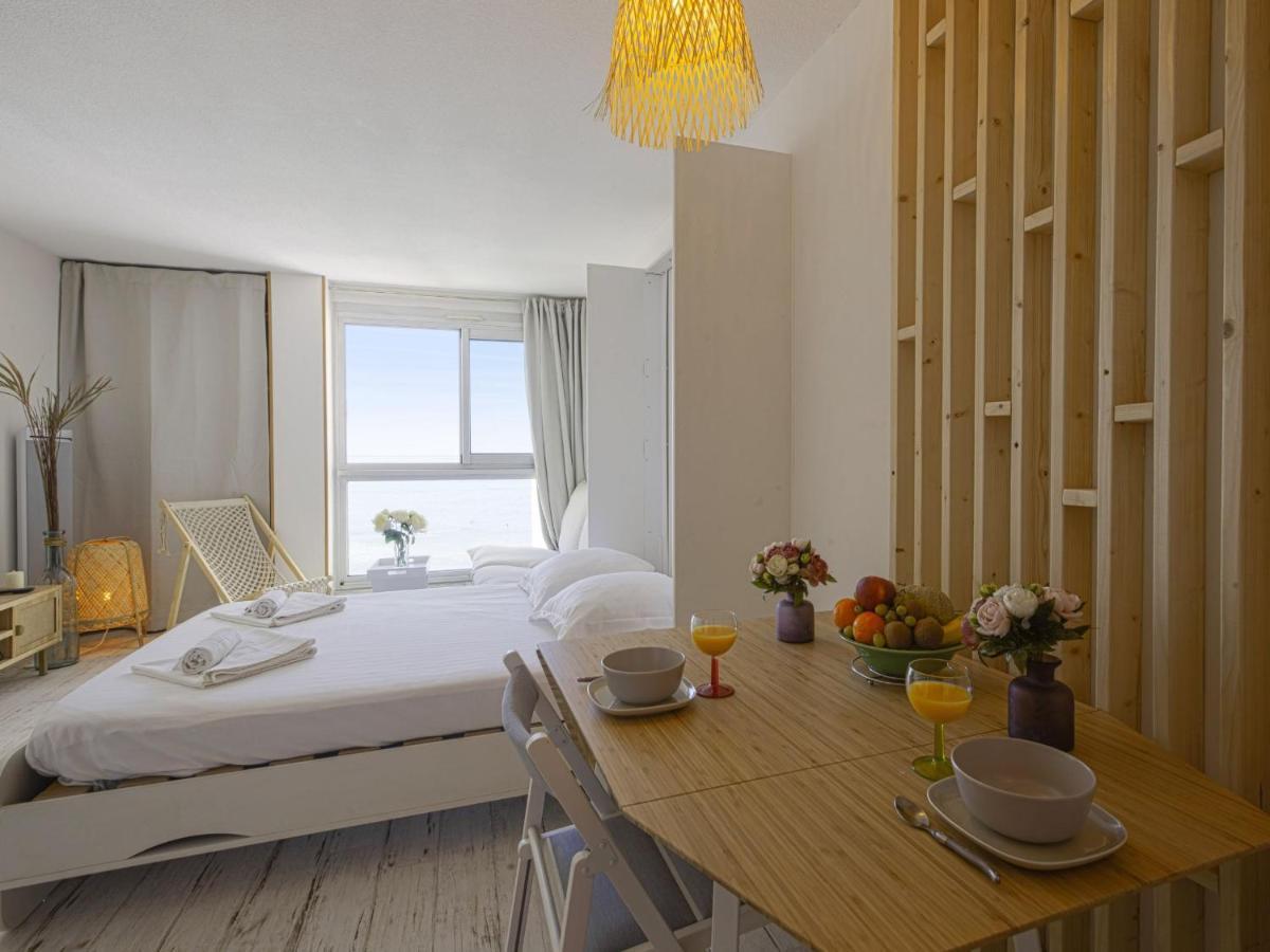 Superbe Studio Face A La Mer Acces Direct Plage ビアリッツ エクステリア 写真